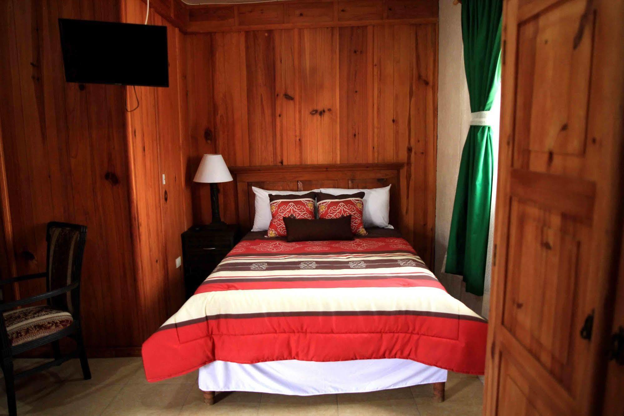 Vitorina Hotel 2*